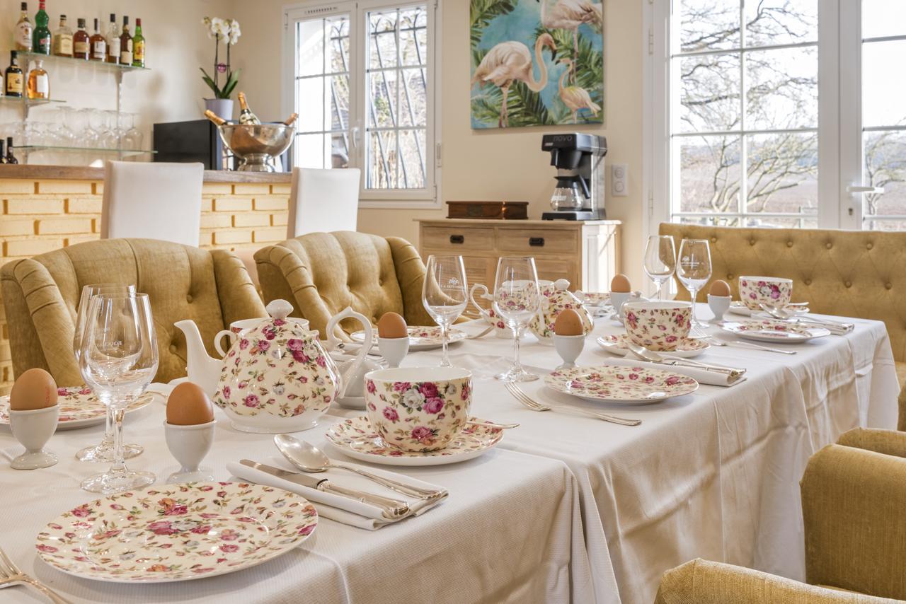 Bed and Breakfast Domaine Du Bois Des Anges Germigny-l'Eveque Экстерьер фото