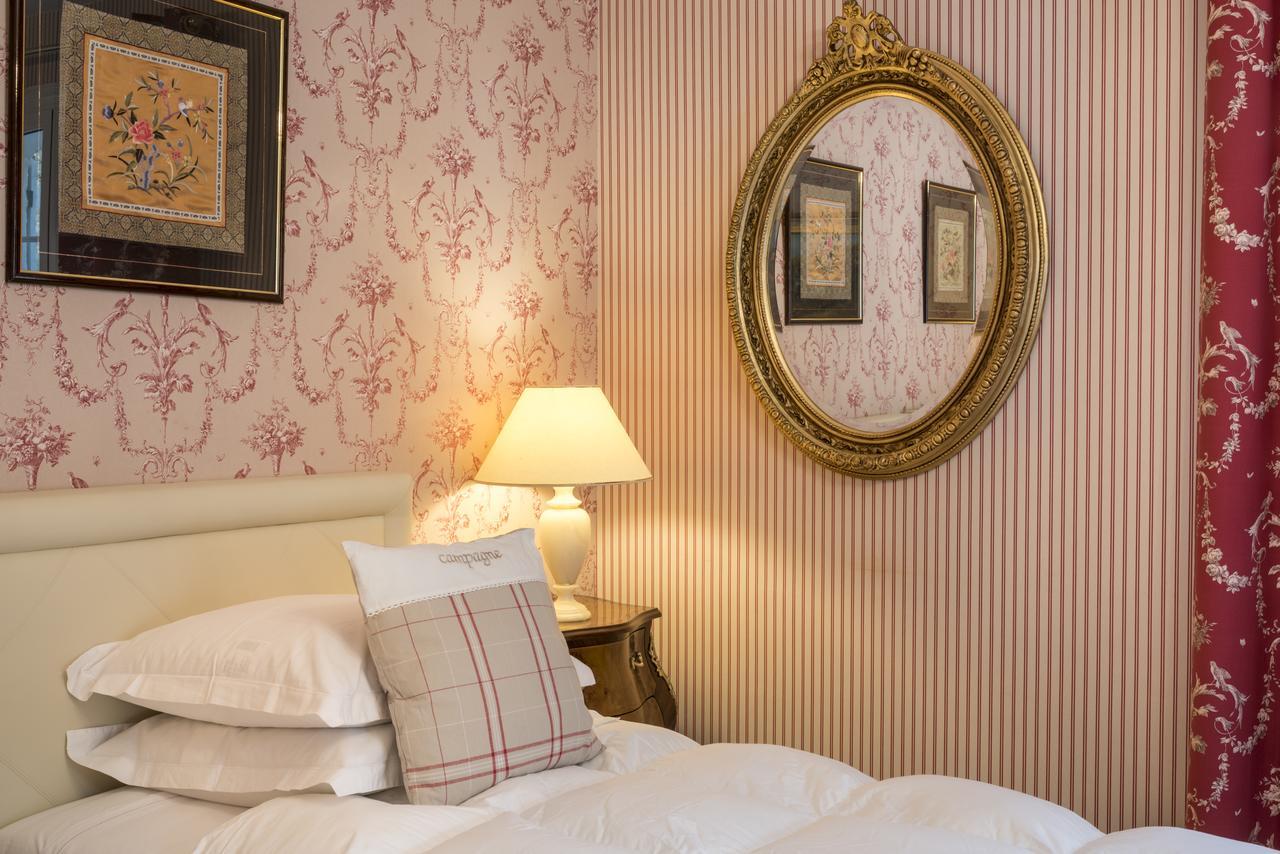 Bed and Breakfast Domaine Du Bois Des Anges Germigny-l'Eveque Экстерьер фото