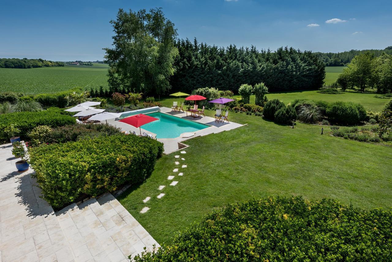 Bed and Breakfast Domaine Du Bois Des Anges Germigny-l'Eveque Экстерьер фото