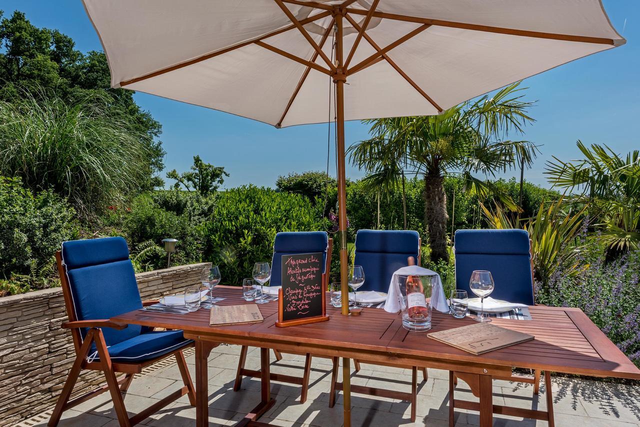 Bed and Breakfast Domaine Du Bois Des Anges Germigny-l'Eveque Экстерьер фото