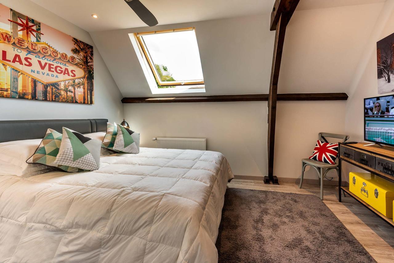 Bed and Breakfast Domaine Du Bois Des Anges Germigny-l'Eveque Экстерьер фото