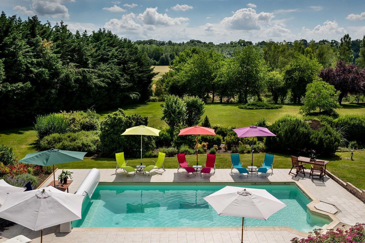 Bed and Breakfast Domaine Du Bois Des Anges Germigny-l'Eveque Экстерьер фото