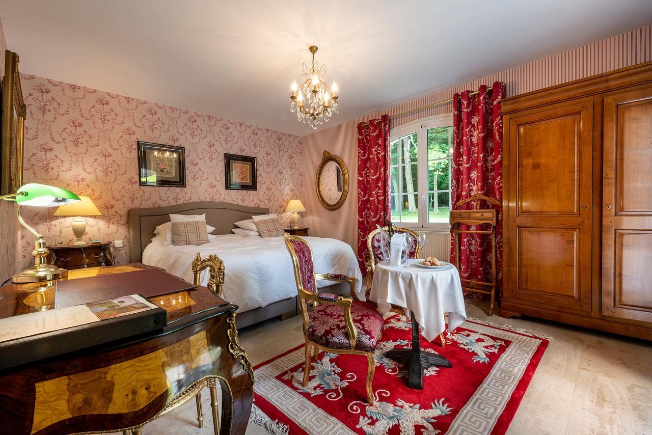 Bed and Breakfast Domaine Du Bois Des Anges Germigny-l'Eveque Экстерьер фото